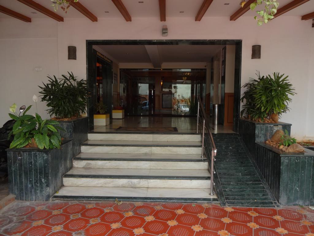 Hotel Nahar Manchester Inn Coimbatore Exteriör bild